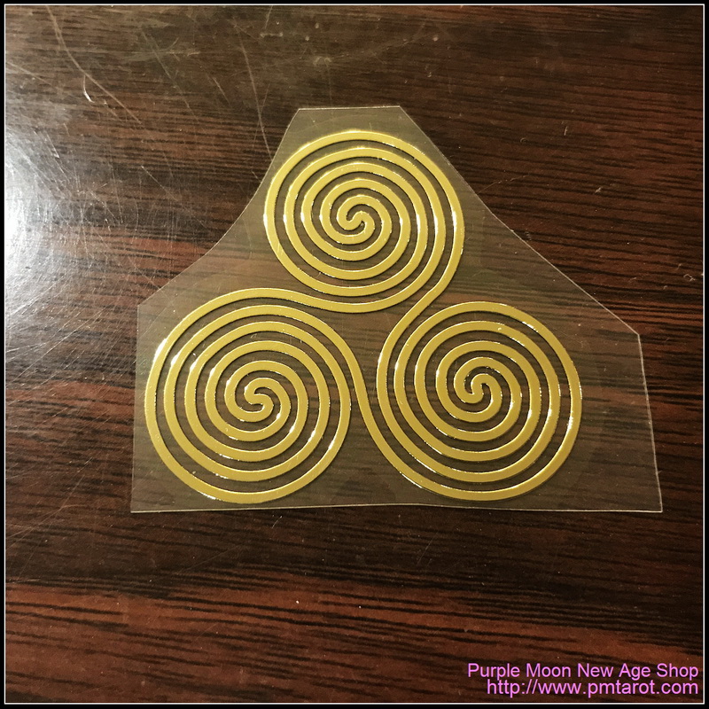 Triskele Gold sticker