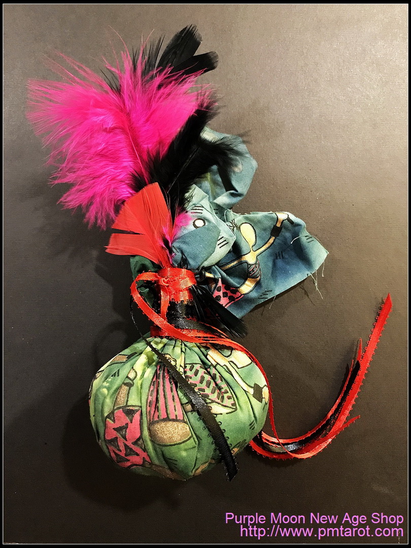 Voodoo Hoodoo Mojo Curio Bag - Fast Luck