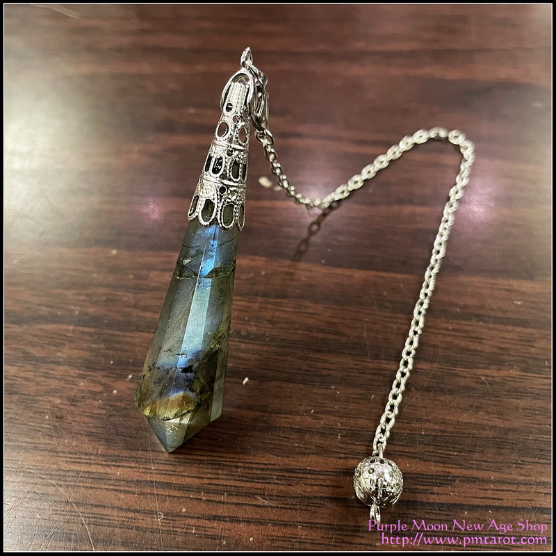 Boho Style Point Pendulum - Labradorite